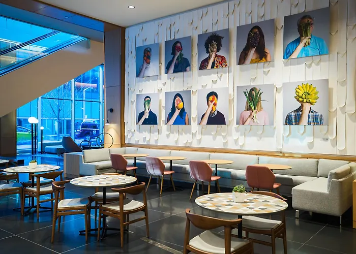Marriott Marquis Hotel 4*